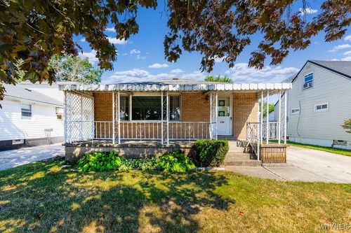 250 Dupont Ave, Tonawanda, NY, 14150-7817 | Card Image