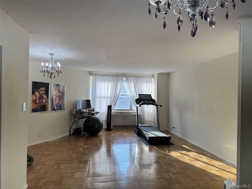 apt-1425-12510 Queens Blvd, Kew Gardens, NY, 11415-1508 | Card Image