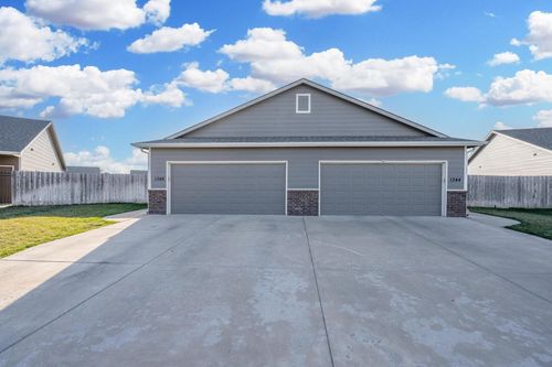 1346-1344-1346 N Azena St, Andover, KS, 67002-7428 | Card Image