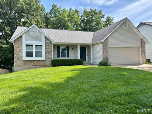 1265 Colby Dr, Saint Peters, MO, 63376-5516 | Card Image
