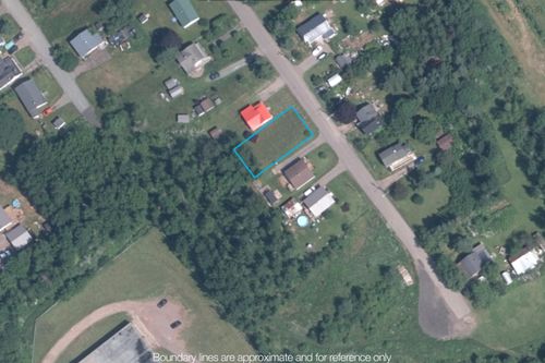 141 Cordova St, Amherst, NS, B4H2K9 | Card Image