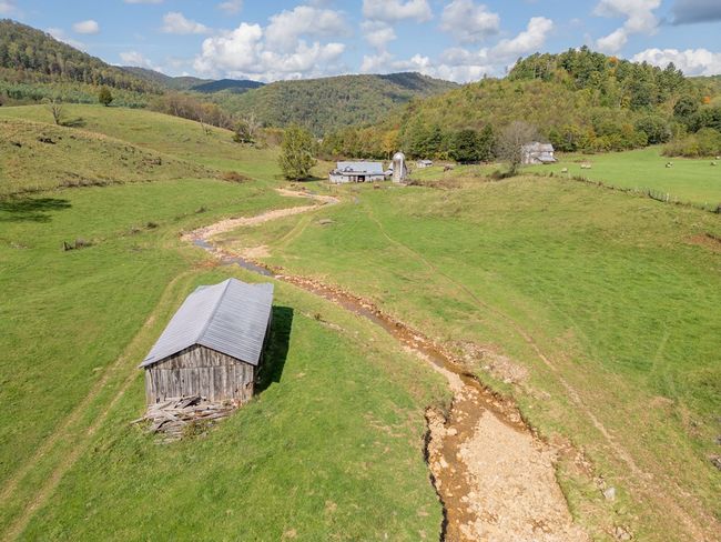 214 Comers Creek Rd, Home with 0 bedrooms, 0 bathrooms and null parking in Sugar Grove VA | Image 22