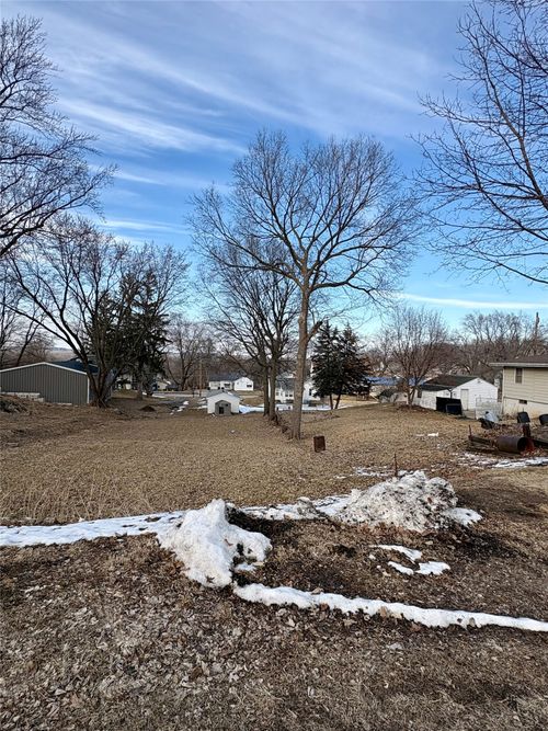 216 E Washington St, Colfax, IA, 50054-1333 | Card Image