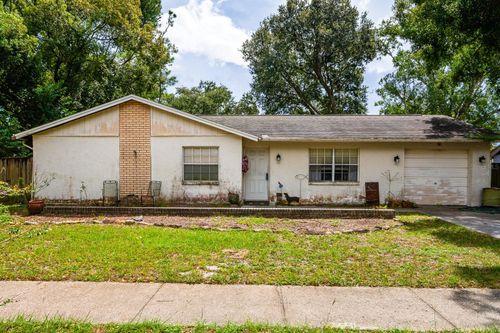 17645 Meadowbridge Dr, Lutz, FL, 33549-7511 | Card Image