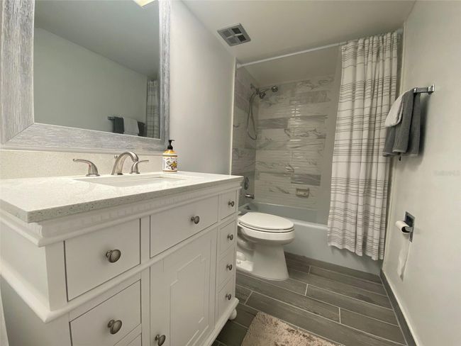 APT-1103 - 420 64 Th Ave, Condo with 2 bedrooms, 2 bathrooms and null parking in ST PETE BEACH FL | Image 5