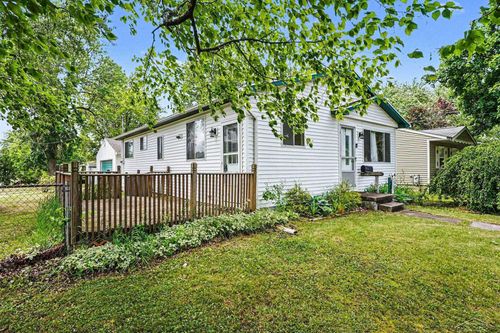 4509 Cadillac Pl, Saginaw, MI, 48604-1033 | Card Image