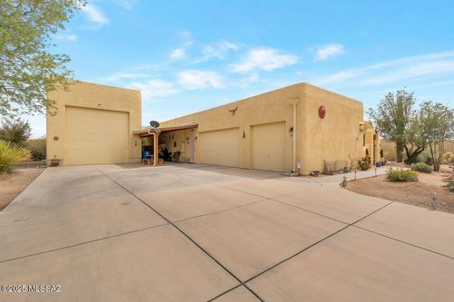 7871 W Tree Frog Trl, Tucson, AZ, 85735-5206 | Card Image
