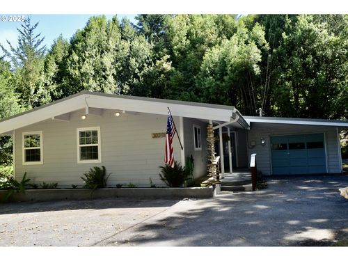 30291 Hummingbird Hill Rd, Gold Beach, OR, 97444-9531 | Card Image