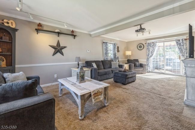 41 Spring Hill Rd, House other with 3 bedrooms, 2 bathrooms and null parking in Clifton NJ | Image 6