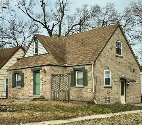 151 W Glen Ln, Riverdale, IL, 60827-2229 | Card Image
