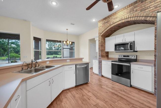 10510 Lithia Estates Dr, House other with 3 bedrooms, 2 bathrooms and null parking in LITHIA FL | Image 21