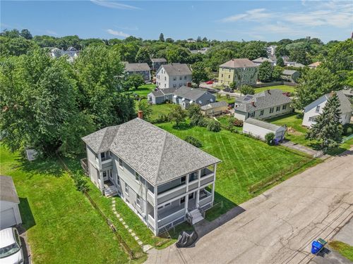 46 E St, Bristol, RI, 02809-3121 | Card Image