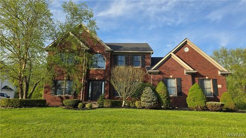6249 Creekhaven Dr, East Amherst, NY, 14051-2077 | Card Image