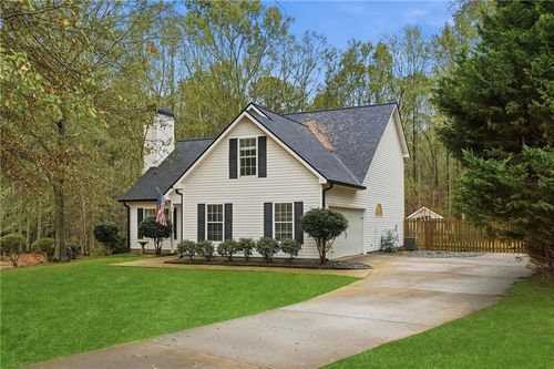 5 Riverside Dr, Sharpsburg, GA, 30277-3324 | Card Image