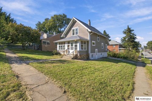 4802 Webster Street, Omaha, NE, 68132 | Card Image
