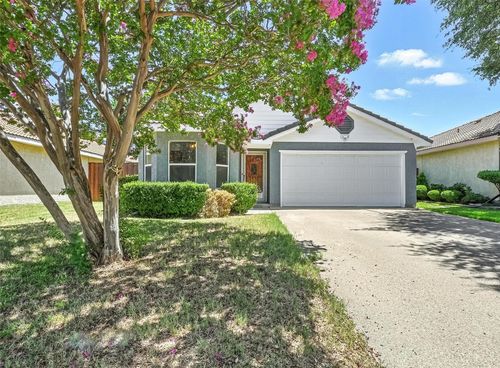 3519 Alexandria Dr, Arlington, TX, 76015-3676 | Card Image
