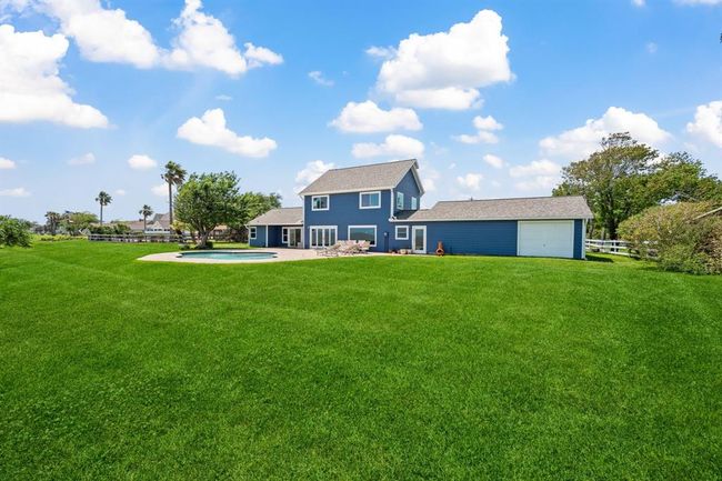 11320 Cedar Gully Rd, House other with 3 bedrooms, 2 bathrooms and 3 parking in Beach City TX | Image 35