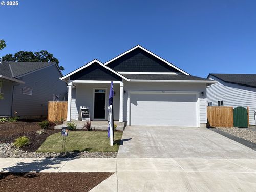 713 Tigerlily St, Silverton, OR, 97381 | Card Image