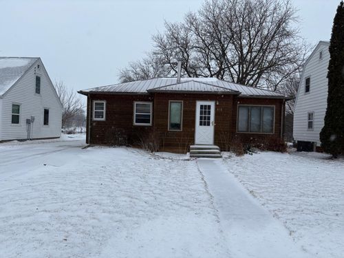 655 4th Ave, Mountain Lake, MN, 56159-1526 | Card Image