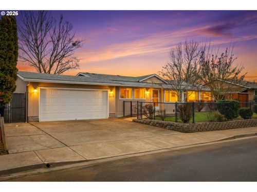 4074 Vernon St Ne, Salem, OR, 97305-2868 | Card Image