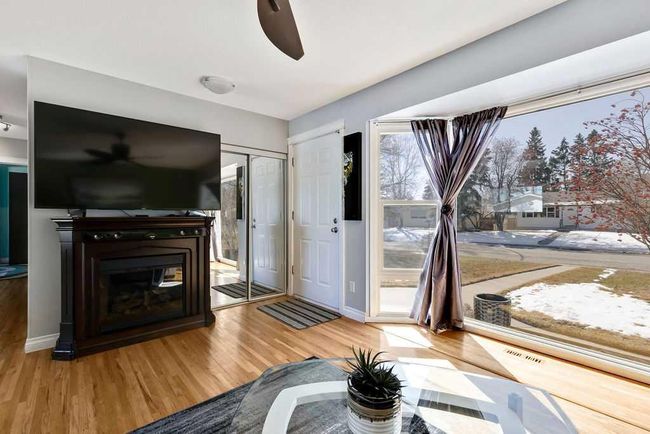 356 84 Ave Se, House other with 3 bedrooms, 2 bathrooms and 6 parking in Calgary AB | Image 7