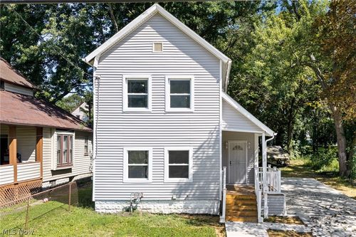 103 W Miller Ave, Akron, OH, 44301-1236 | Card Image