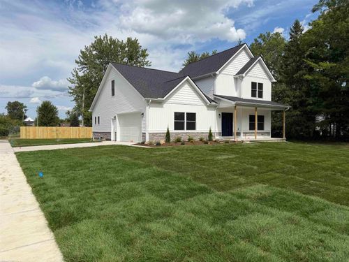 26827 Alma St, Chesterfield, MI, 48051-2500 | Card Image