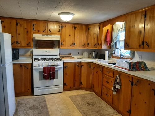 23 River St, West Stewartstown, NH, 03597-4402 | Card Image