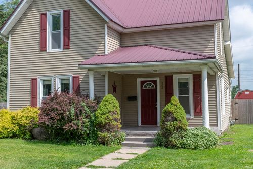 806 E Walnut Street, Nappanee, IN, 46550 | Card Image