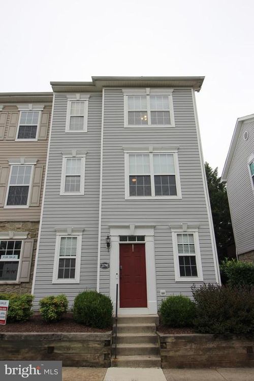 21790 Jarvis Sq, ASHBURN, VA, 20147-6720 | Card Image