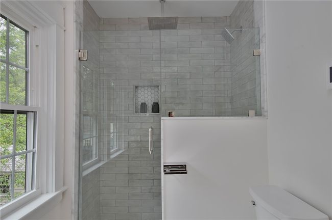 175 Freeman Pkwy, House other with 5 bedrooms, 4 bathrooms and 5 parking in Providence RI | Image 31