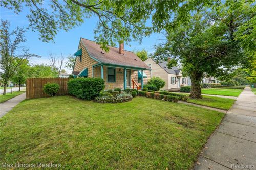 1815 Bowers St, Birmingham, MI, 48009-6813 | Card Image