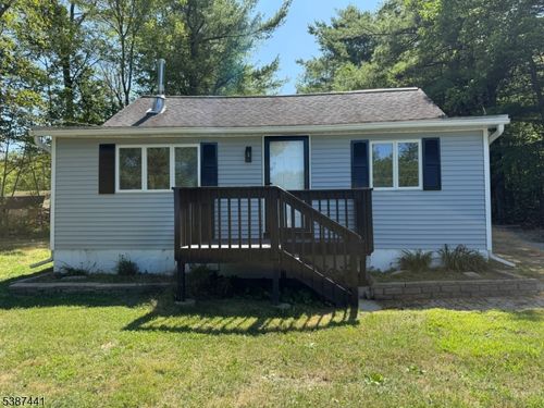 15 Forest St, Branchville, NJ, 07826-4350 | Card Image