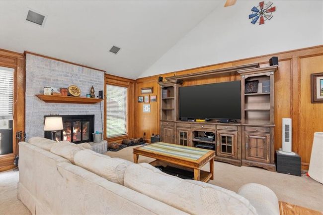 1520 Sycamore St, House other with 3 bedrooms, 3 bathrooms and 3 parking in Navasota TX | Image 11