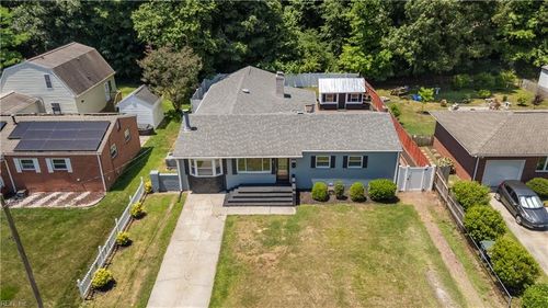48 Cornwall Ter, Hampton, VA, 23666-2812 | Card Image