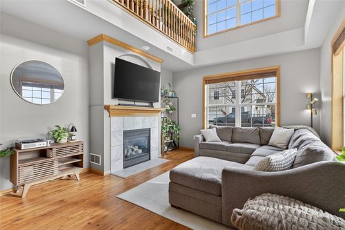 unit-605-277 S 79th St, West Des Moines, IA, 50266-8077 | Card Image