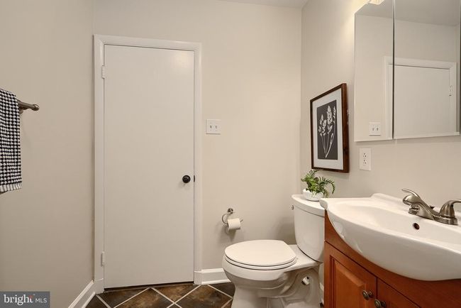 927 Cromwell Bridge Rd, House other with 3 bedrooms, 3 bathrooms and null parking in TOWSON MD | Image 23