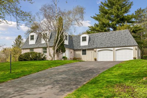 15074 Highland Trl, Minnetonka, MN, 55345-4621 | Card Image