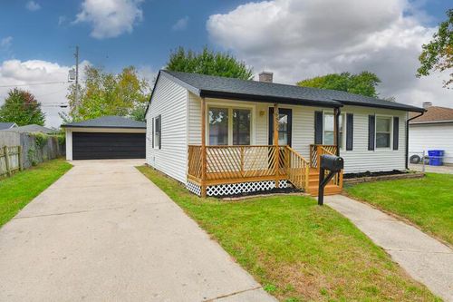 8430 14th Avenue, Kenosha, WI, 53143 | Card Image