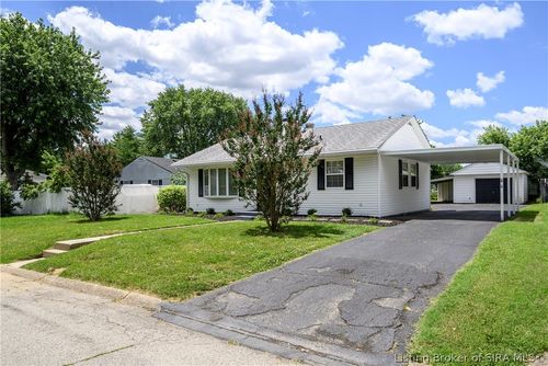 1505 Elliott Ave, Jeffersonville, IN, 47130-4501 | Card Image