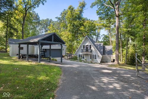 281 Victory Hl, Coatesville, IN, 46121-8963 | Card Image