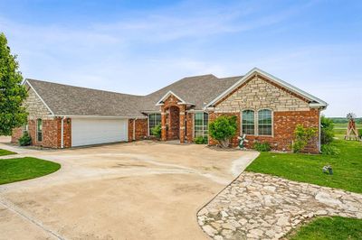 641 Comanche Lake Road, House other with 4 bedrooms, 2 bathrooms and null parking in Comanche TX | Image 2