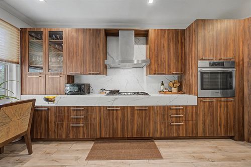 104-4 Constellation Pl, Jersey City, NJ, 07305-5495 | Card Image