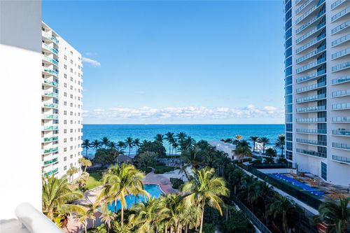 727-3001 S Ocean Dr, Hollywood, FL, 33019-2830 | Card Image