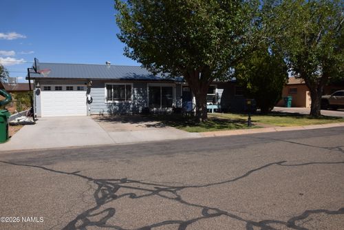 120 Navajo Dr, Winslow, AZ, 86047-2018 | Card Image