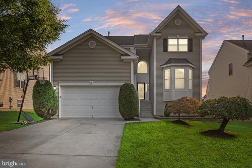 7 Providence Ct, DELRAN, NJ, 08075-1371 | Card Image