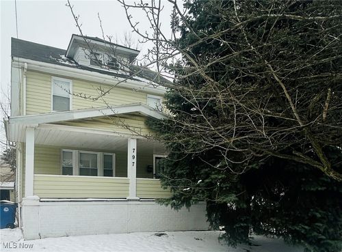 797 Alhambra Rd, Cleveland, OH, 44110-3119 | Card Image