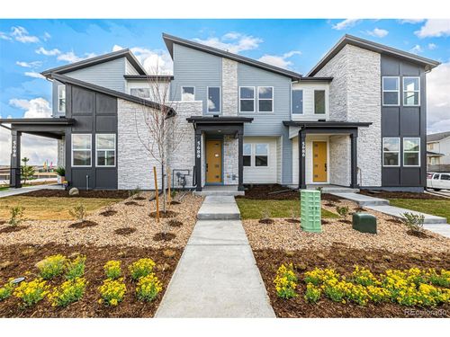 5688 Killarney Ct, Aurora, CO, 80019-2556 | Card Image