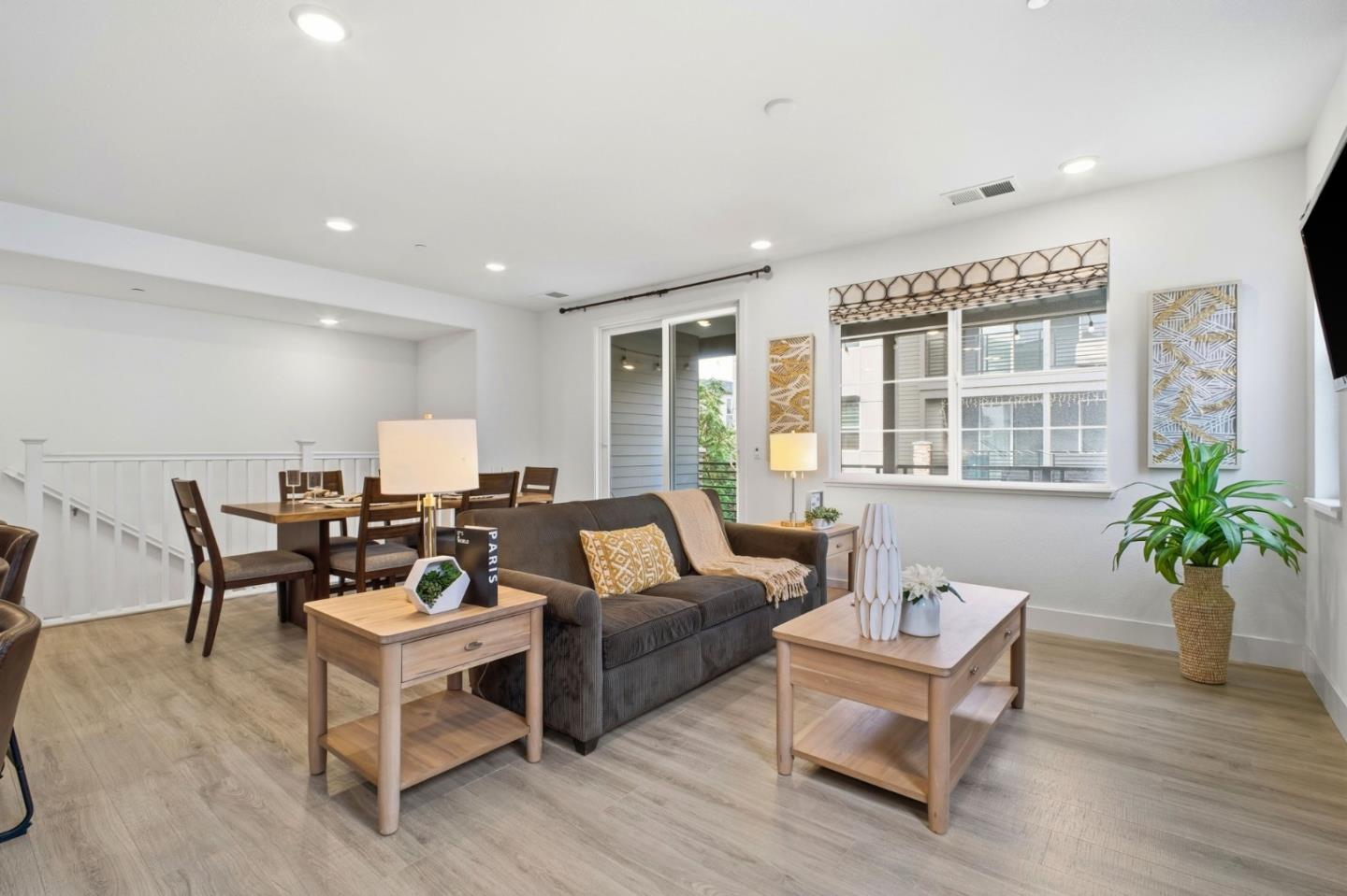 Residential in Hayward 4
