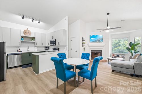 apt-c-4130 Charlotte Hwy, Lake Wylie, SC, 29710-8812 | Card Image